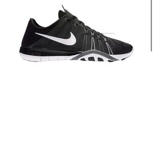 Nike Black and White Athletic Training Shoes
